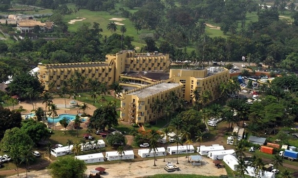 Côte d`Ivoire: Gbagbo maintient le blocus du QG de Ouattara à Abidjan